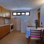 Agnanti 2 * Isomata