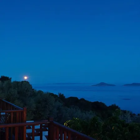 Agnanti 2 Сasa de vacaciones Isomata