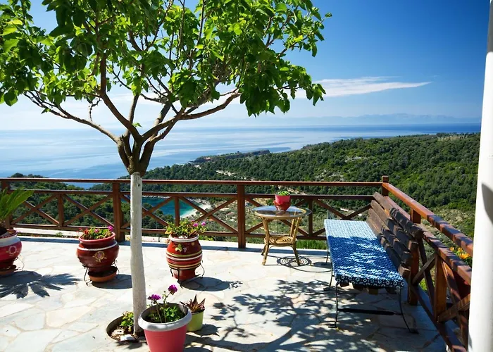 Semesterbostad Agnanti 2 Isomata