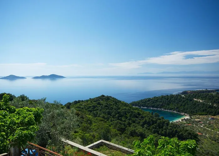 Semesterbostad Agnanti 2